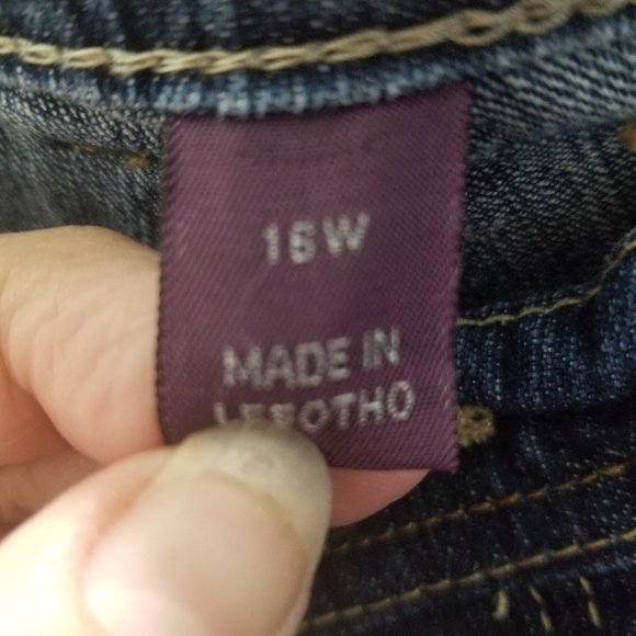 Gloria Vanderbilt size 16W Blue Jeans short - Picture 3 of 5